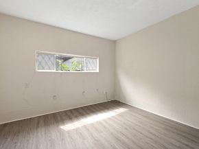 6930 Avenue S, Houston TX 77011