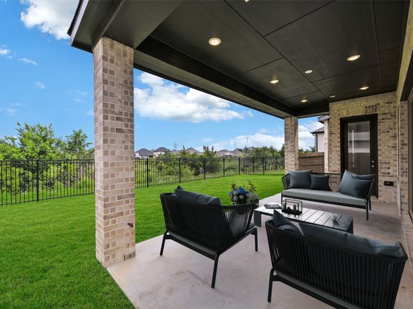 510 Rita Blanca Drive, Webster TX 77598