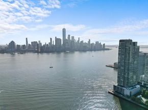 2 2nd St PH4001, Jersey City NJ 07302