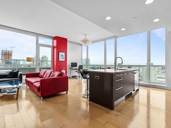 2 2nd St PH4001, Jersey City NJ 07302