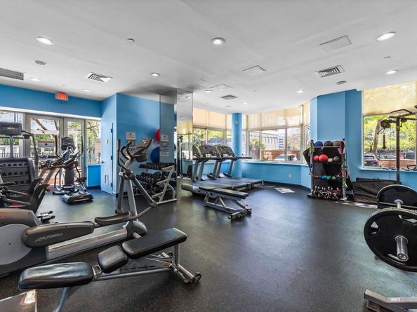 20 2nd St 810, Jersey City NJ 07302