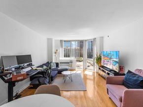20 2nd St 810, Jersey City NJ 07302
