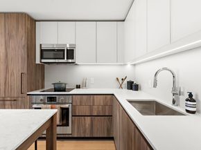 387 8th St 4E, Jersey City NJ 07302