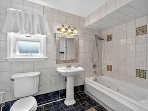 687 Avenue E, Bayonne NJ 07002