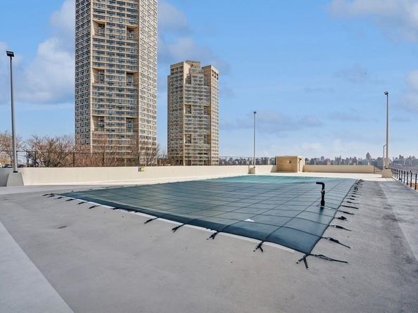 6600 Blvd East 11A, West New York NJ 07093