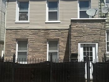 386 Union St