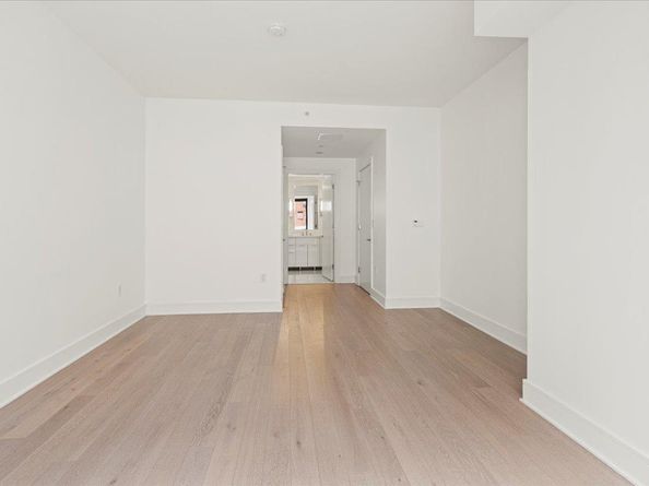 9 Avenue At Port Imperial 504, West New York NJ 07093