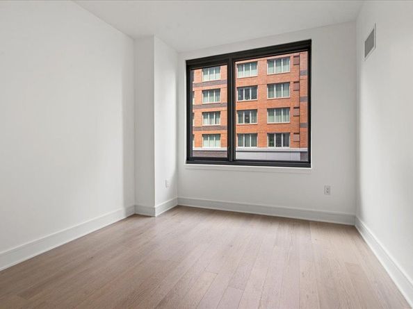 9 Avenue At Port Imperial 504, West New York NJ 07093