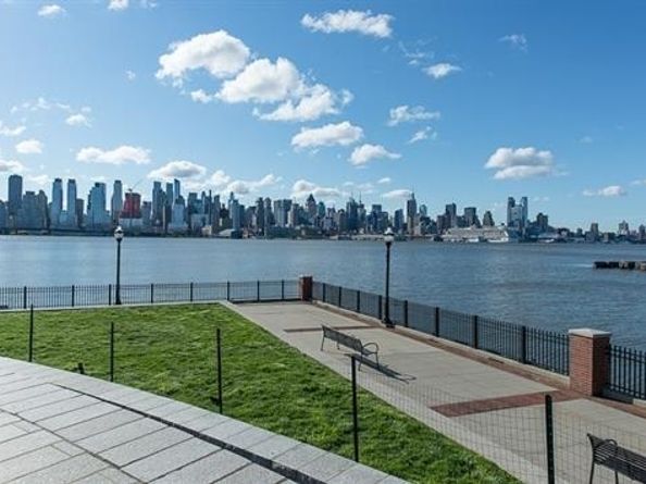 20 Avenue At Port Imperial 310, West New York NJ 07093