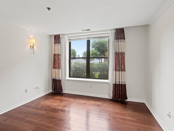 24 Avenue At Port Imperial B46, West New York NJ 07093