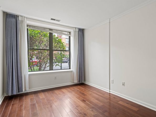 24 Avenue At Port Imperial B46, West New York NJ 07093