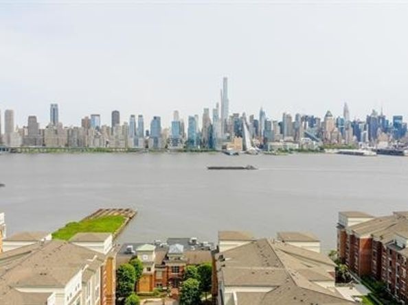 24 Avenue At Port Imperial B46, West New York NJ 07093