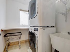 2 Jacobs Landing Way, Secaucus NJ 07094
