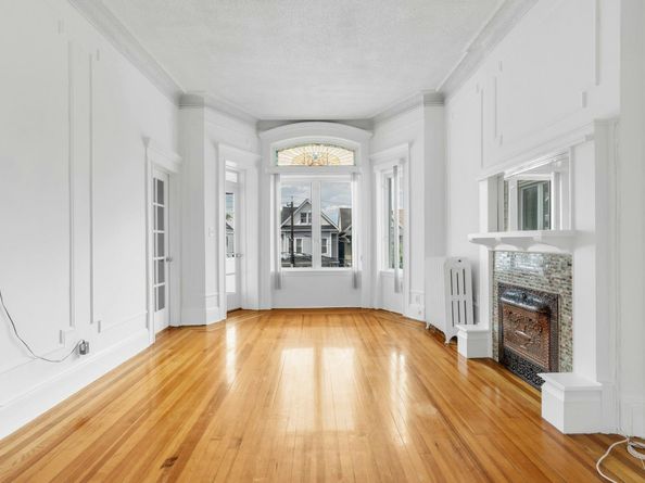 123 Shippen St, Weehawken NJ 07086