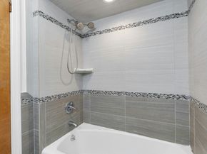 123 Shippen St, Weehawken NJ 07086