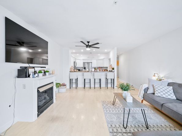 319 The Promenade, Edgewater NJ 07020