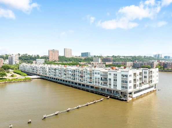 319 The Promenade, Edgewater NJ 07020
