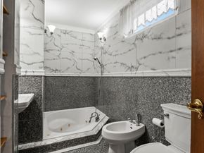 245 Avenue B, Bayonne NJ 07002