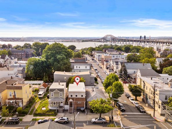 245 Avenue B, Bayonne NJ 07002