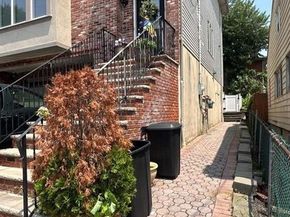 385A Roosevelt St, Fairview NJ 07022