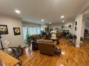 385A Roosevelt St, Fairview NJ 07022