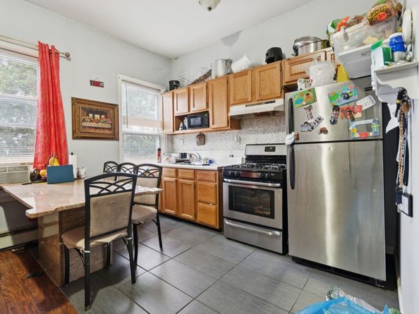 247 Pacific Ave, Jersey City NJ 07304