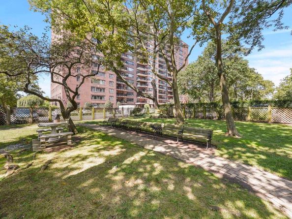 201 St Pauls Ave 8G, Jersey City NJ 07306