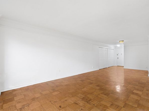 201 St Pauls Ave 8G, Jersey City NJ 07306