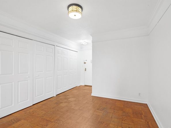 201 St Pauls Ave 8G, Jersey City NJ 07306