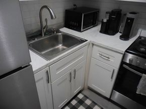 356 Palisade Ave 2E, Jersey City NJ 07307