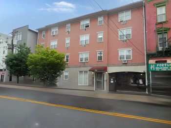 356 Palisade Ave