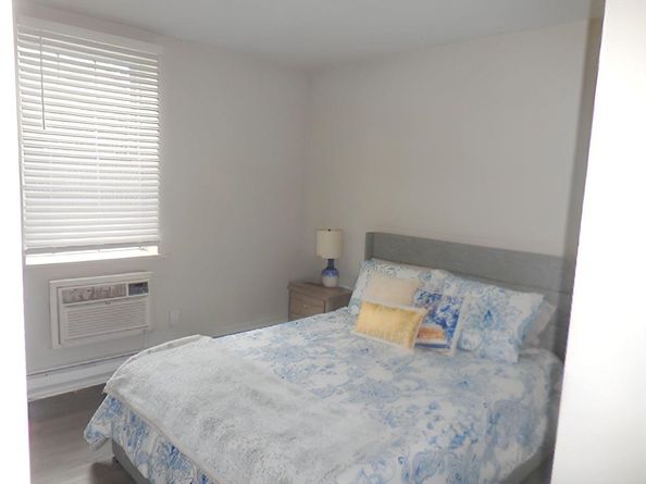 356 Palisade Ave 2E, Jersey City NJ 07307