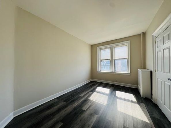 759 Avenue A 9, Bayonne NJ 07002