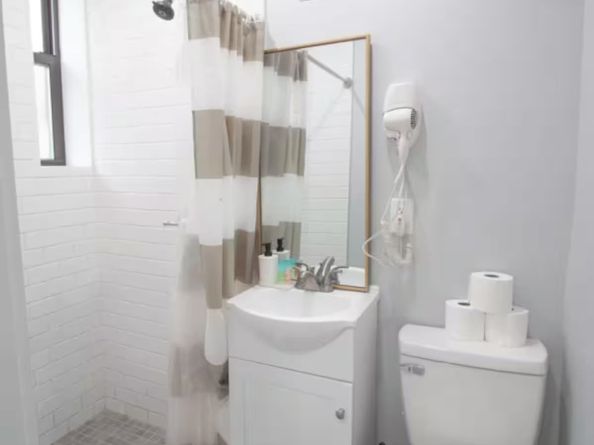 452 1st St 4, Hoboken NJ 07030