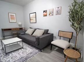 452 1st St 4, Hoboken NJ 07030