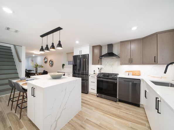 201 Zabriskie St 1, Jersey City NJ 07307