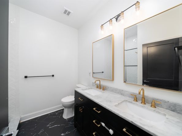 201 Zabriskie St 1, Jersey City NJ 07307