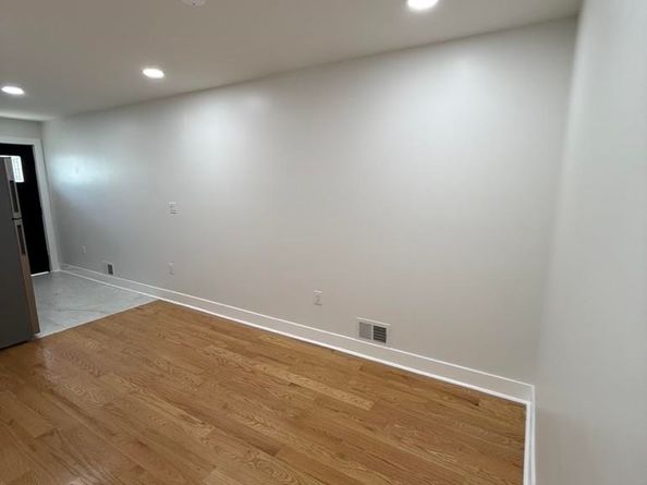88 Arlington Ave, Jersey City NJ 07305