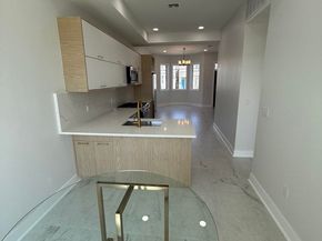 88 Arlington Ave, Jersey City NJ 07305