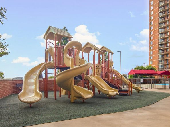 625 Harmon Cove Tower 625, Secaucus NJ 07094