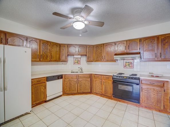 625 Harmon Cove Tower 625, Secaucus NJ 07094