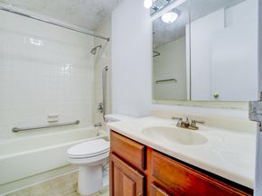 625 Harmon Cove Tower 625, Secaucus NJ 07094