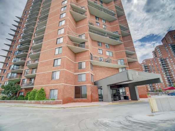 625 Harmon Cove Tower 625, Secaucus NJ 07094