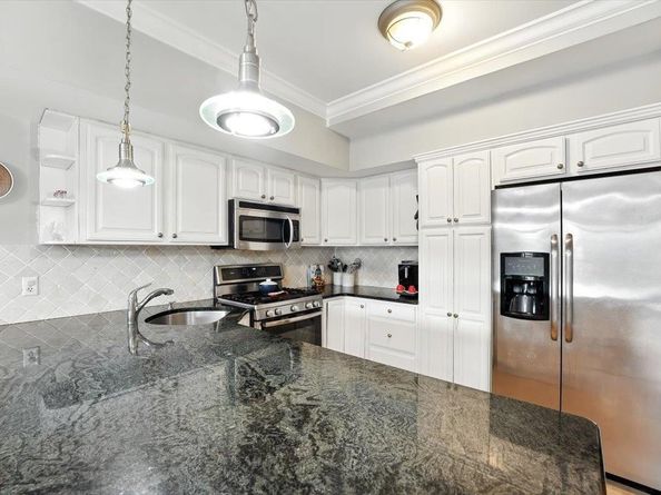 128 Adams St 2, Hoboken NJ 07030