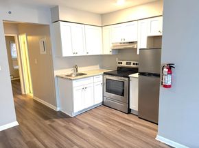 7020 Polk St 4, Guttenberg NJ 07093