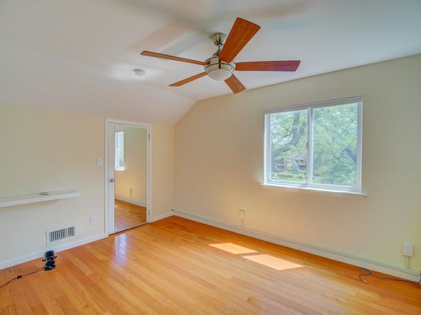 128 Sandpiper Key 128, Secaucus NJ 07094