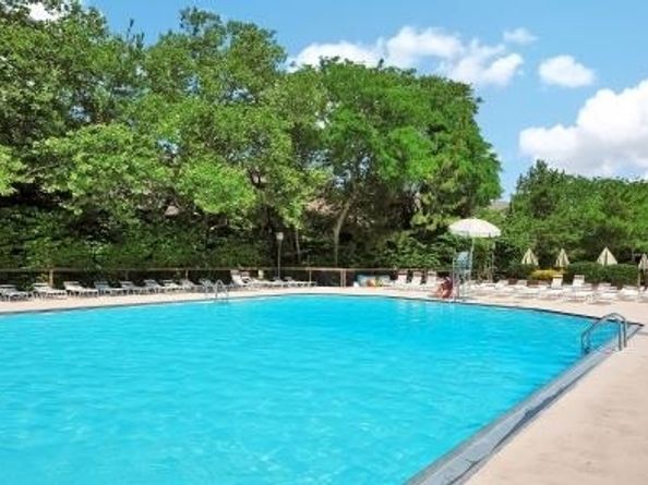 128 Sandpiper Key 128, Secaucus NJ 07094
