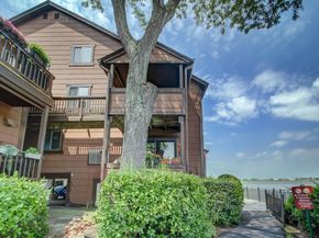 128 Sandpiper Key 128, Secaucus NJ 07094