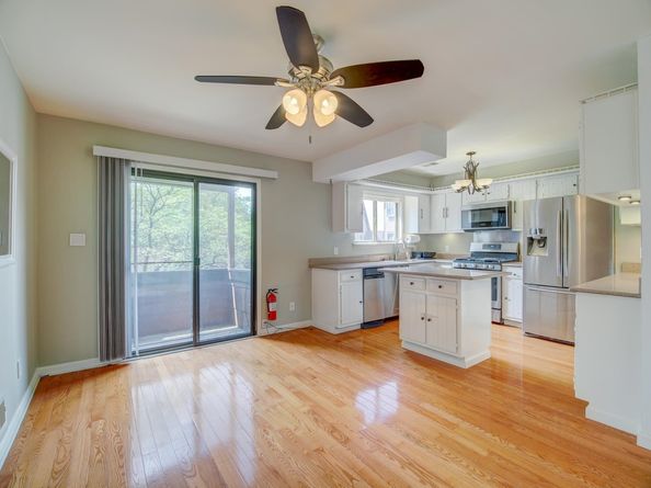 128 Sandpiper Key 128, Secaucus NJ 07094