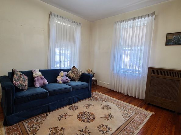 312 76th St, North Bergen NJ 07047